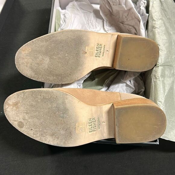 Eileen Fisher Earth Tumbled Nubuck Suede Ankle Booties 7 - Picture 5 of 6